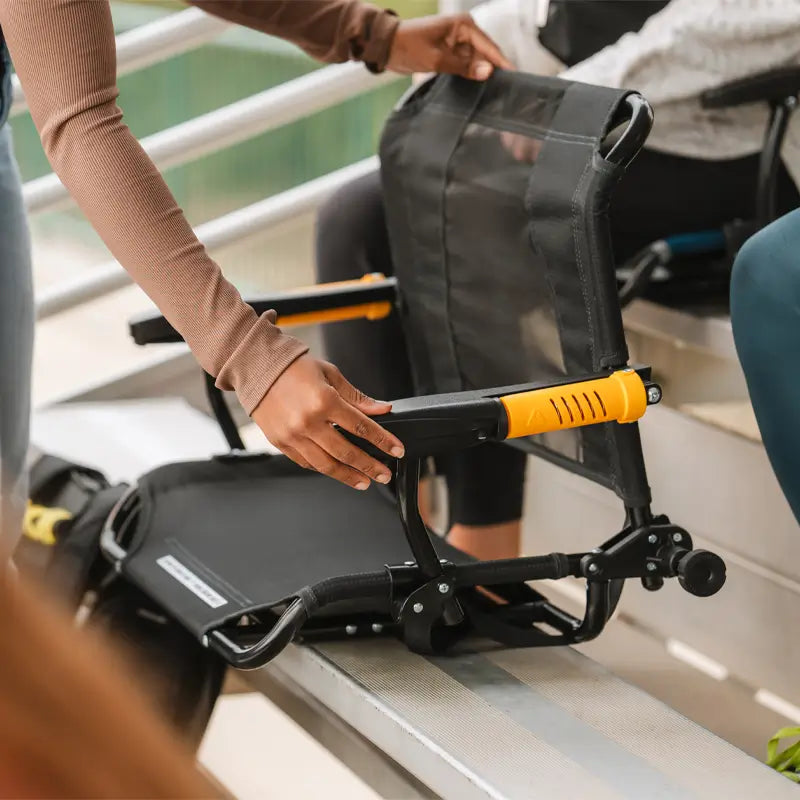 Stadium Rock-Cliner™